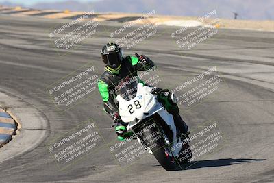 media/Dec-07-2025-CVMA (Sun) [[3e7d2de5dc]]/Race 7-Formula Lightweight Twins Shootout/